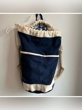 Unbranded Blue Denim Unisex Medium Backpack Cream Straps Trim Zip Pouch Included